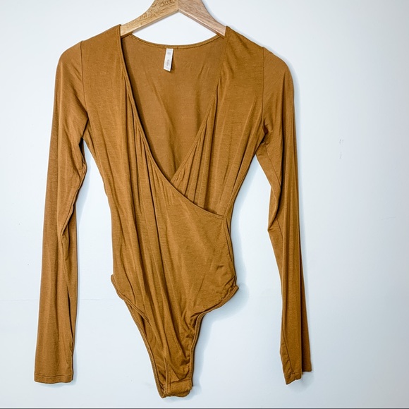 Lulus Tops - Long sleeve bodysuit